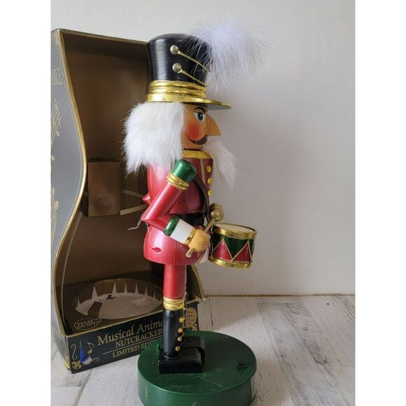 Vintage Dandee musical AS IS Nutcracker home Xmas decor animated - Picture 9 of 12
